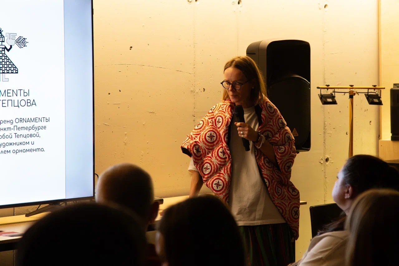 Обложка публикации «Люба Тепцова в гостях у МОА» — МОА